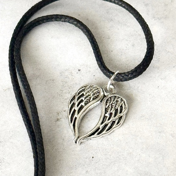 5 For $25💫Silver Angel Wings Pendant Necklace - Picture 5 of 6